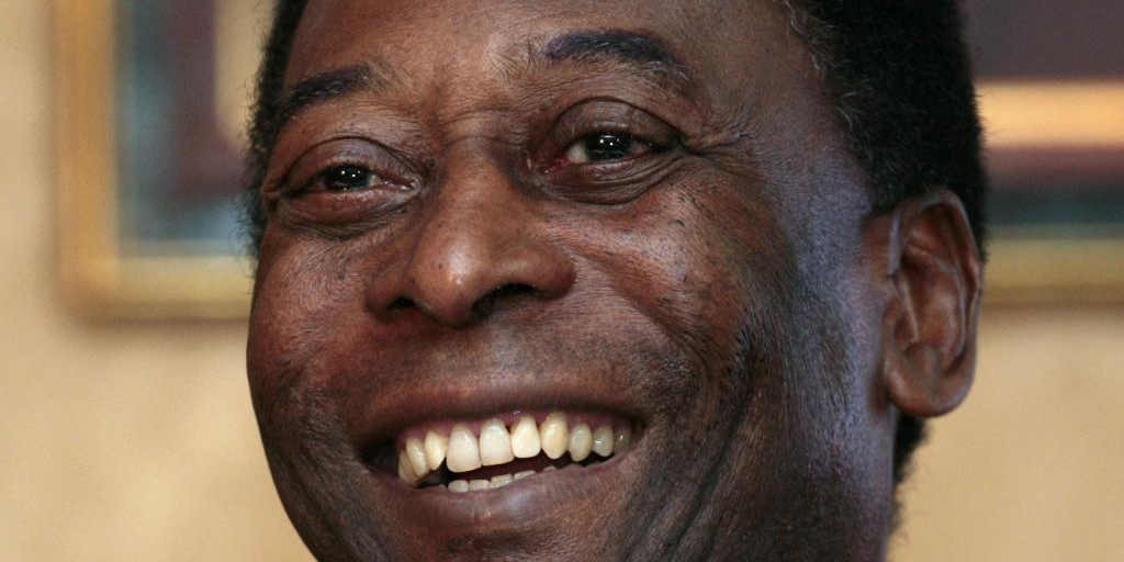 Pelé é internado em São Paulo com infecção urinária