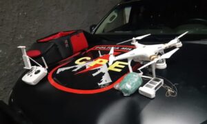 Drones de entrega de drogas são apreendidos ao sobrevoar presídio