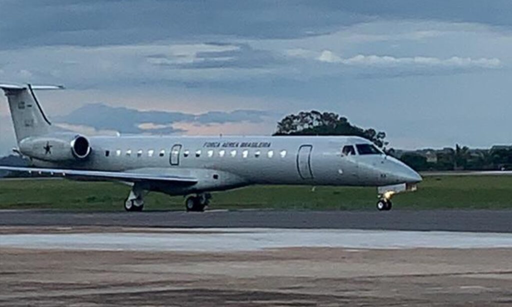 Goiânia recebe os primeiros pacientes de Manaus