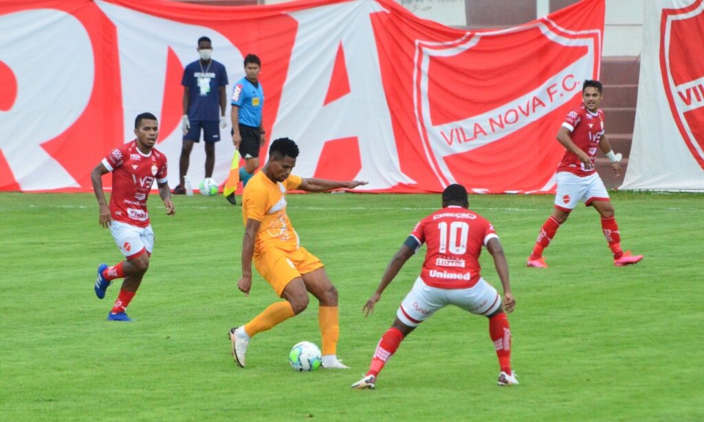 Vila perde em casa e larga em desvantagem na semifinal da Copa Verde