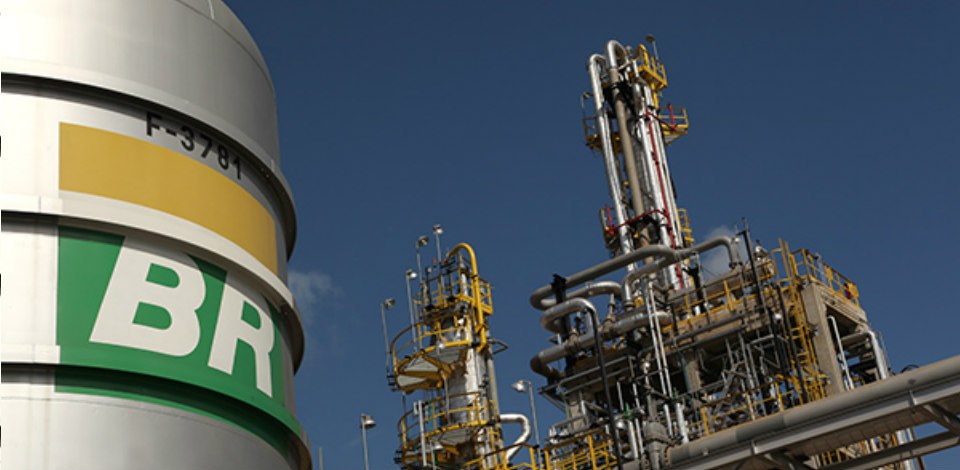 Contratos de patrocínio da Petrobras passam por revisão