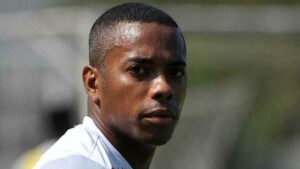 Justiça italiana condena Robinho a nove anos de prisão por estupro coletivo