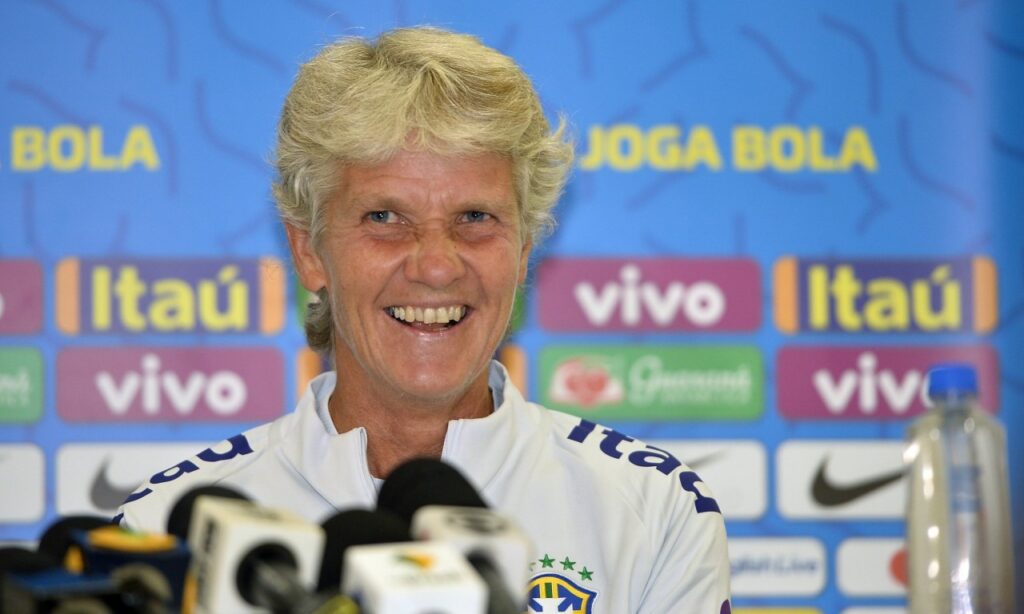 Pia Sundhage convoca seleção feminina com o retorno de Marta