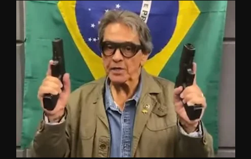 PTB trabalha para abrigar Bolsonaro e conservadores