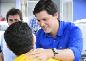 Daniel Vilela prepara vídeos sobre obras de Maguito em Aparecida de Goiânia