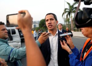 Guaidó não descarta que assembleia aprove ação militar na Venezuela