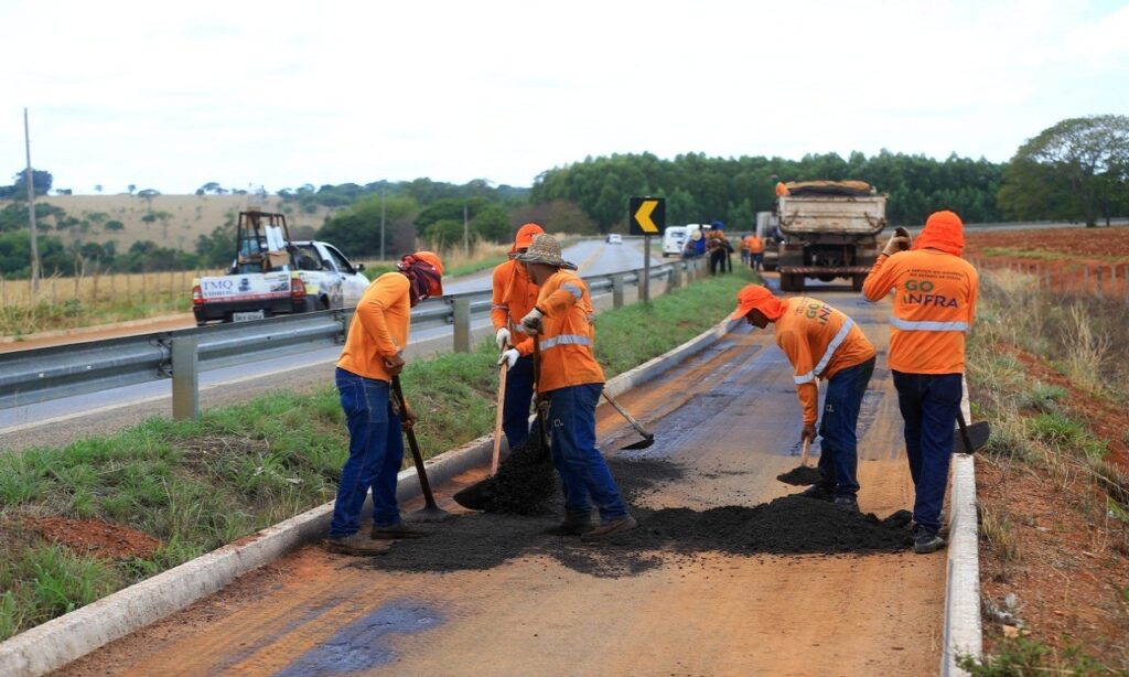 Governo de Goiás inicia recuperação de ciclovia na região de Trindade