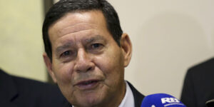 Mourão diz que reforma dos militares é superavitária