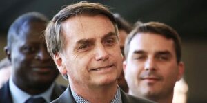 Bolsonaro diz que alvos de denúncias comprovadas serão afastados