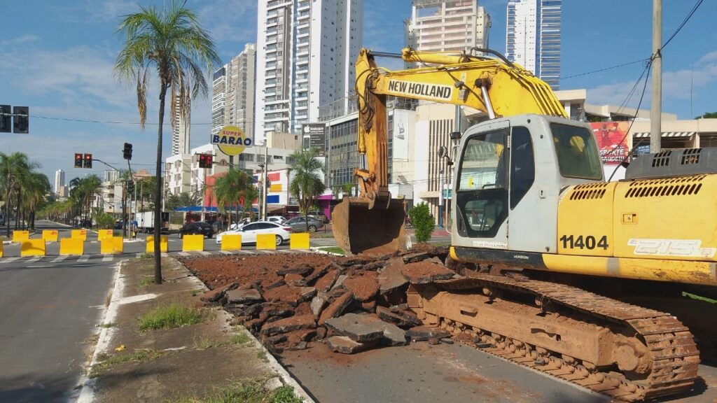 Iris agiliza cronograma de obras na capital