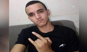 Jovem é baleado em festa familiar em Jaraguá