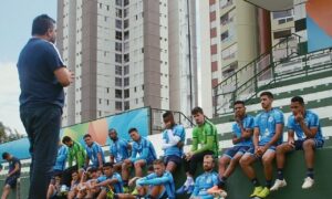 Goiás visita o Internacional à procura de uma vaga na Libertadores