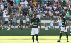 Goiás encaminha venda de Rafael Vaz para Al-Khor