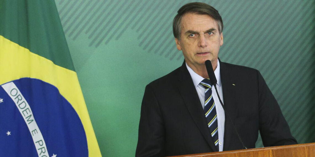 Bolsonaro terá agenda internacional intensa a partir deste mês