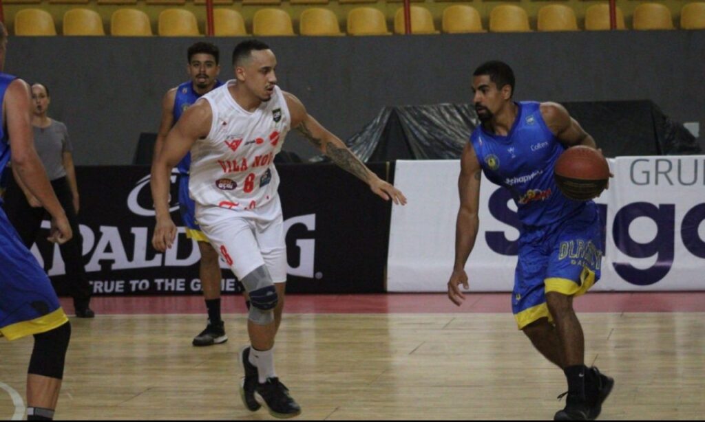 Blackstar e Vila Nova se enfrentam no Brasileiro de Basquete