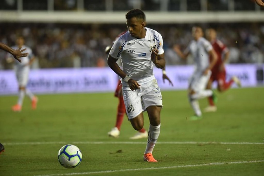 Rodrygo revela dispensa da Seleção Olímpica