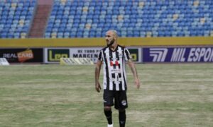 Miguel deixa goleada para trás e destaca nova postura do Goiânia