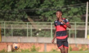 Zagueiro Jajá garante Atlético pronto para início da decisão do Goiano Sub-17