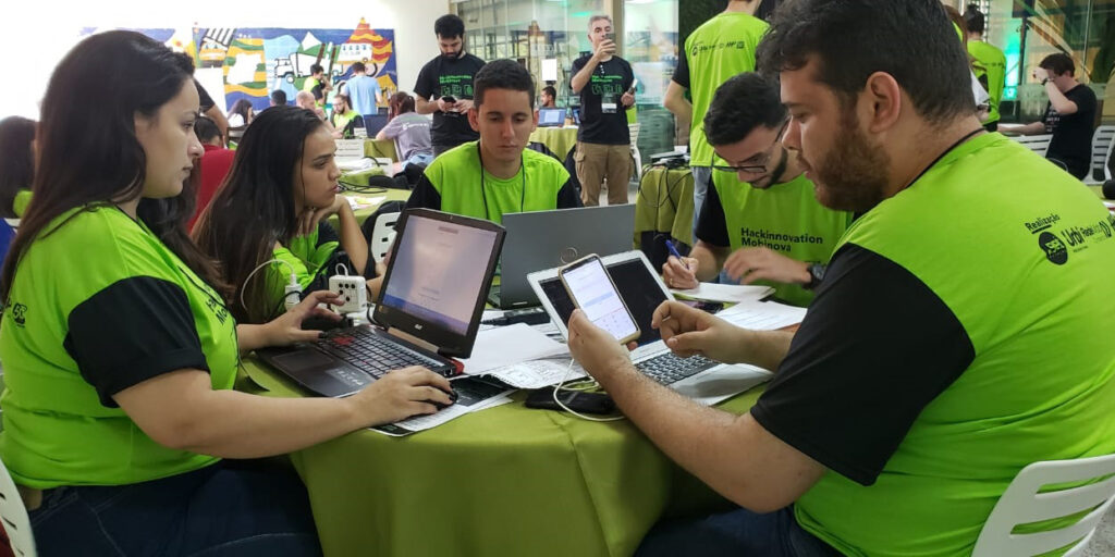 Grupo de universitários apresenta soluções para o transporte público coletivo