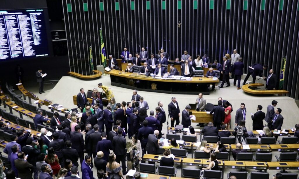 Fake News nas eleições 2018 serão alvo de comissão mista no Congresso