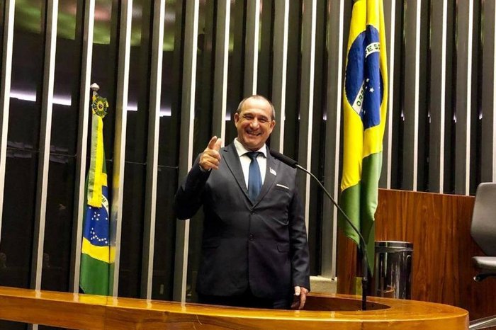 Prefeito de Cerro Grande do Sul é flagrado pela Polícia Federal com R$ 500 mil