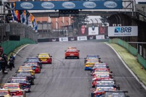 Faltando três etapas