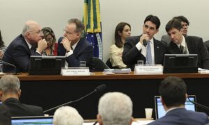 Novo relatório da Reforma da Previdência mantém economia de R$ 1 tri