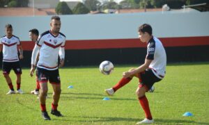 Atlético Goianiense conta com dois retornos para enfrentar o Sport