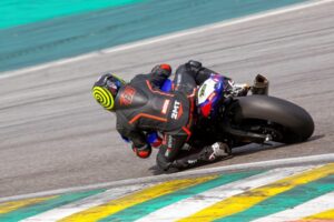 Piloto da SuperBike morre após acidente em Interlagos