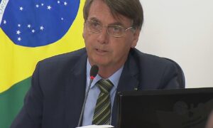 Bolsonaro promete sancionar socorro a estados e pede ajuda para vetar reajuste