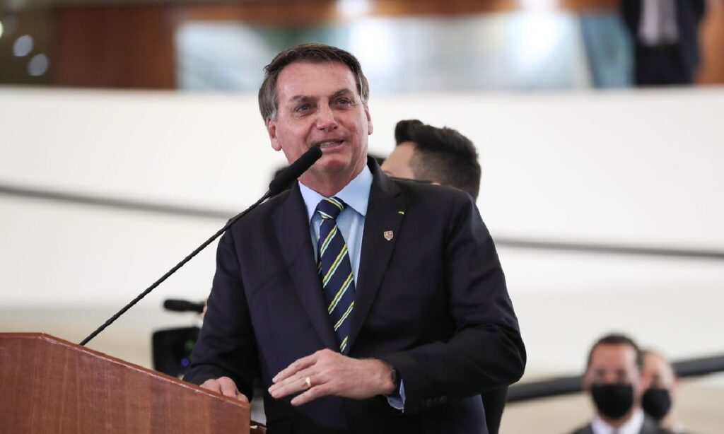 Datafolha: 47% afirmam que Bolsonaro não tem culpa pelas mortes por Covid-19