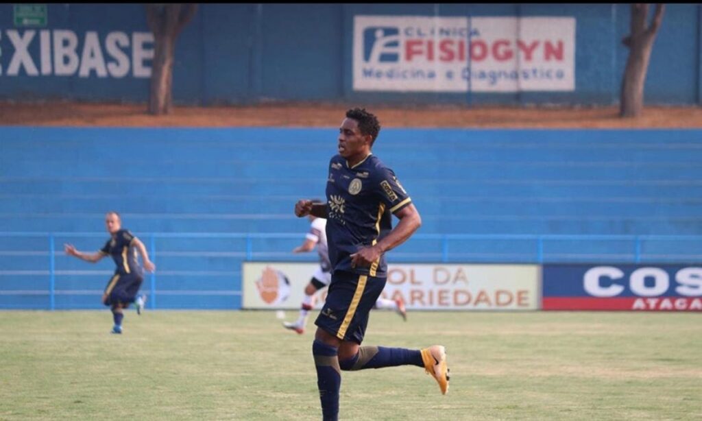 Alex Henrique celebra fase artilheira e quer surpreender o Cuiabá na Copa Verde