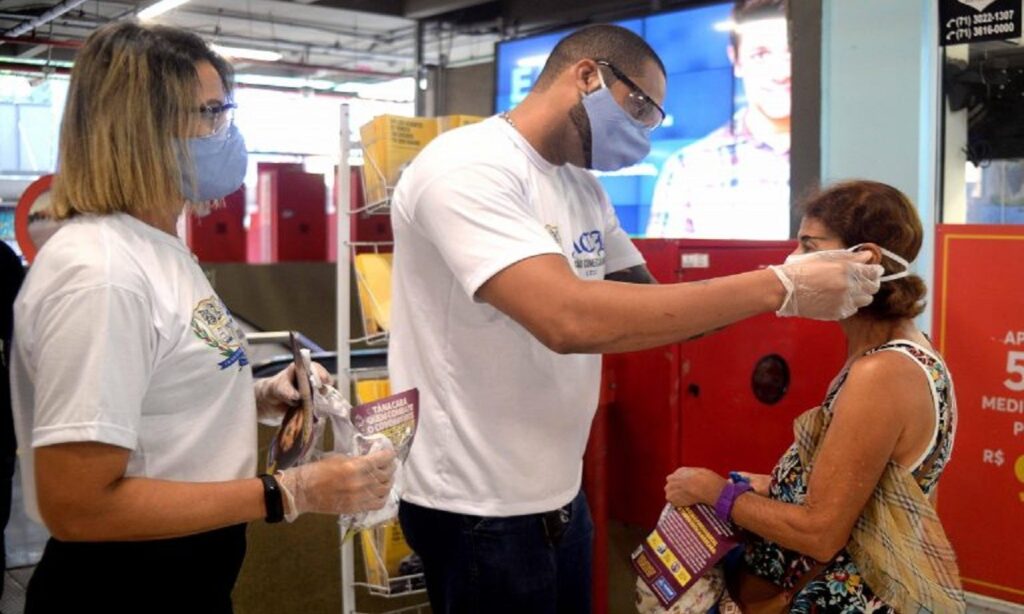 Câmara pode votar nesta segunda (11) uso obrigatório de máscara no país