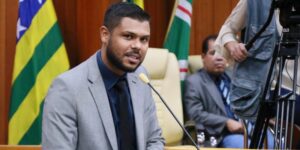 Base de Policarpo domina comissões