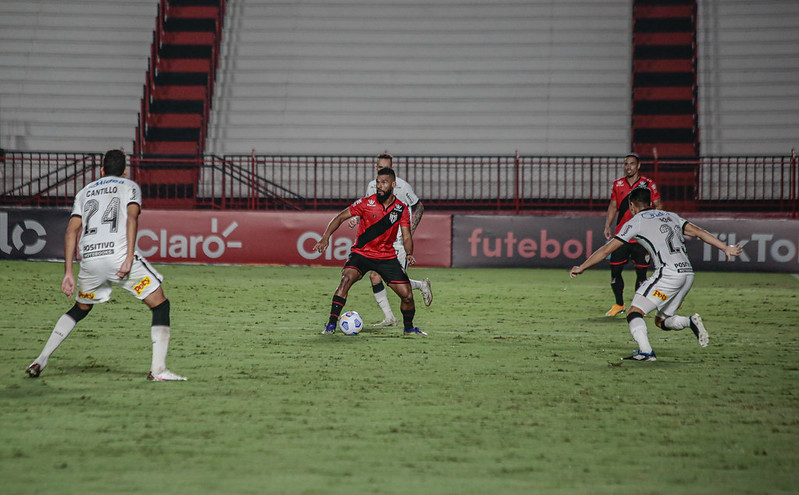 Willian Maranhão chega a marca de 50 jogos e relembra partidas marcantes