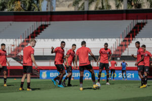 Atlético-GO vai dividir atenção entre Brasileirão e Campeonato Goiano Sub-20