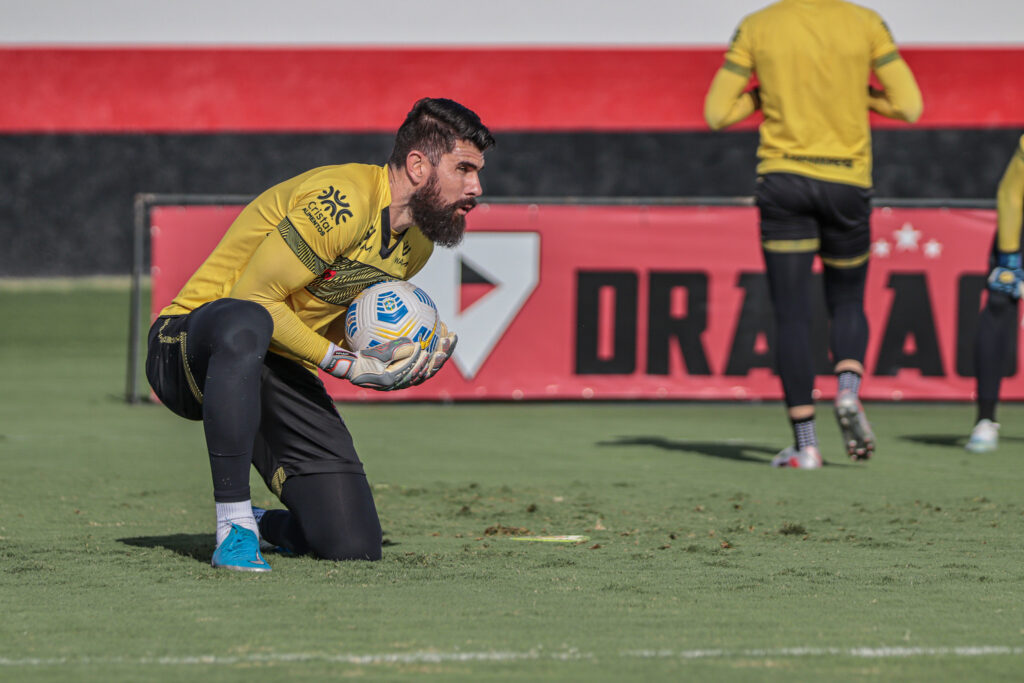 Com sequência de jogos em Goiânia