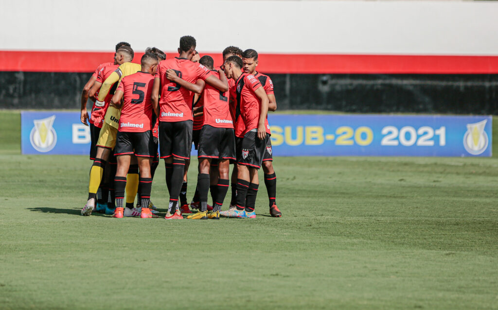 Atlético-GO vence União Inhumas e confirma classificação no Goiano Sub-20