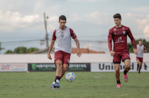 Atlético-GO se reapresenta e tem dois retornos para duelo contra Palmeiras