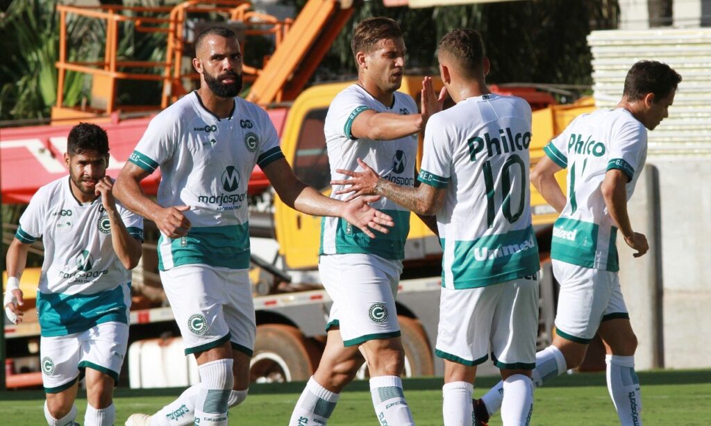 Goiás volta a vencer e dessa vez goleia Brasiliense em jogo de seis gols