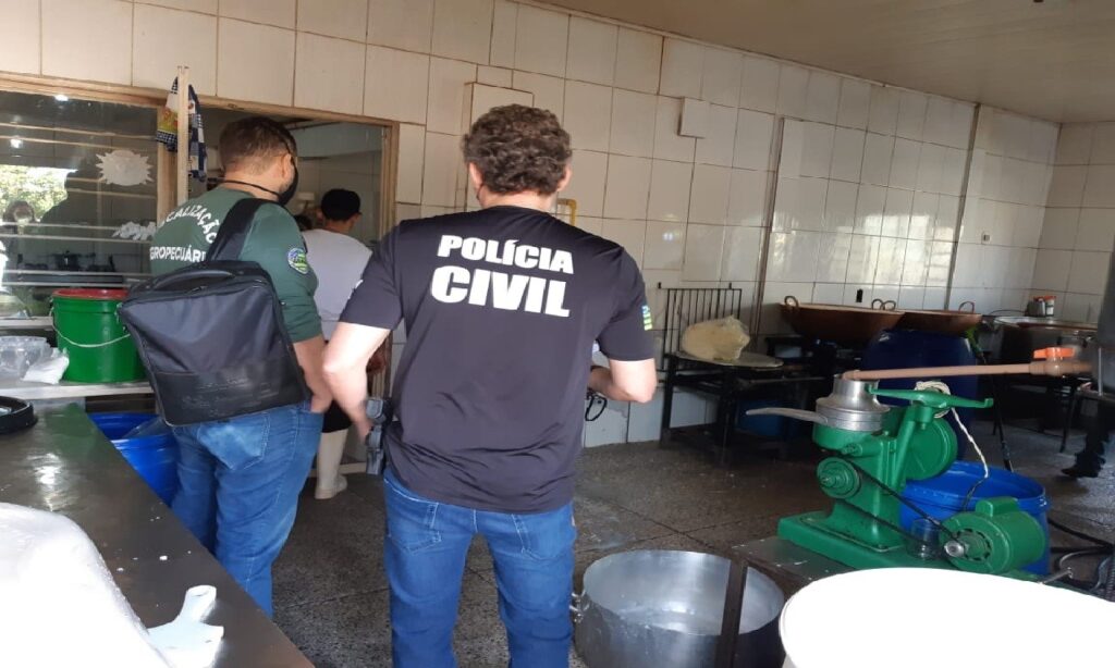 PC realiza operação contra laticínio clandestino em Terezópolis de Goiás