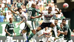 São Paulo vence Palmeiras nos pênaltis e volta a final do Campeonato Paulista