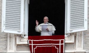 Papa Francisco pede redução das dívidas de países pobres