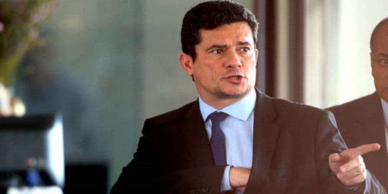 Moro escolhe delegados da Lava Jato para PF e departamento do MJ