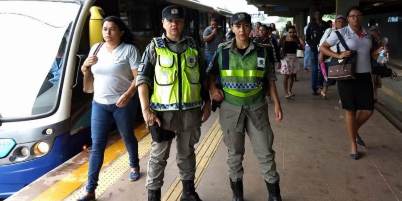 Polícia Militar inaugura patrulha feminina em terminais