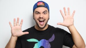 Youtuber Lucas Neto retorna a Goiânia com o espetáculo Netoland