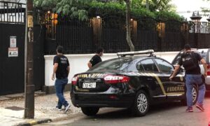 Ex-advogado de Bolsonaro e advogados de Lula são alvos de ação que mira desvios no Sistema S