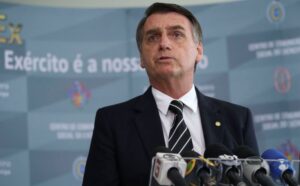 Bolsonaro ainda tateia pelo Planalto