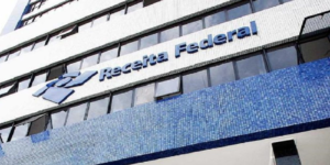 Receita envia carta para 383 mil contribuintes sobre declaração