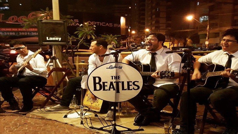 Lowbrow recebe especial dos Beatles neste sábado